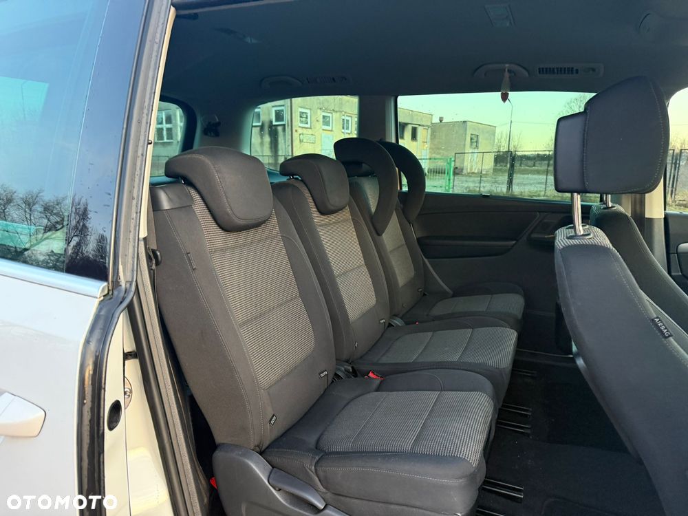 Volkswagen Sharan 2.0 TDI Comfortline DSG - 24