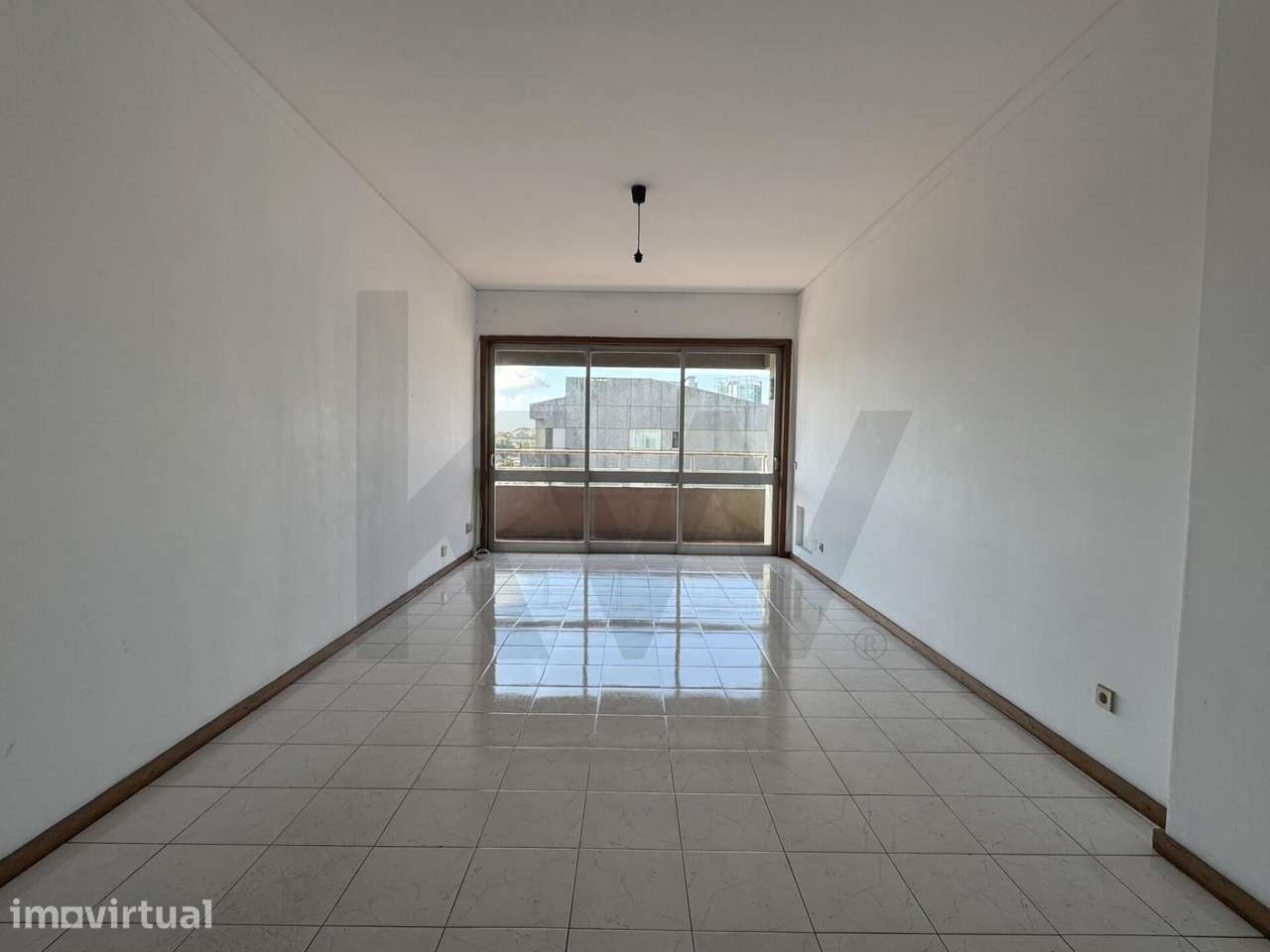 Apartamento T2 com varanda - Devesas - Grande imagem: 3/18