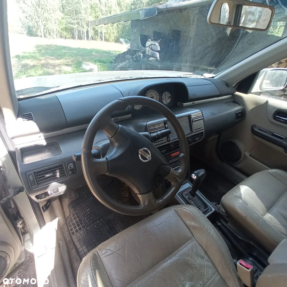 Nissan X-Trail 2.0 Luxury - 7