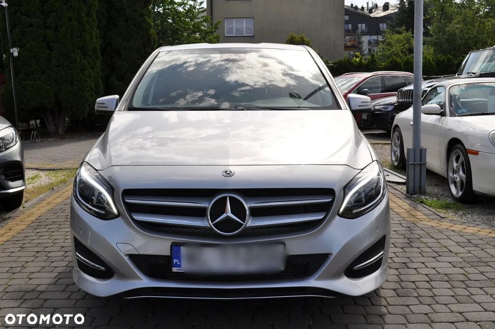 Mercedes-Benz Klasa B 200 7G-DCT UrbanStyle Edition - 5
