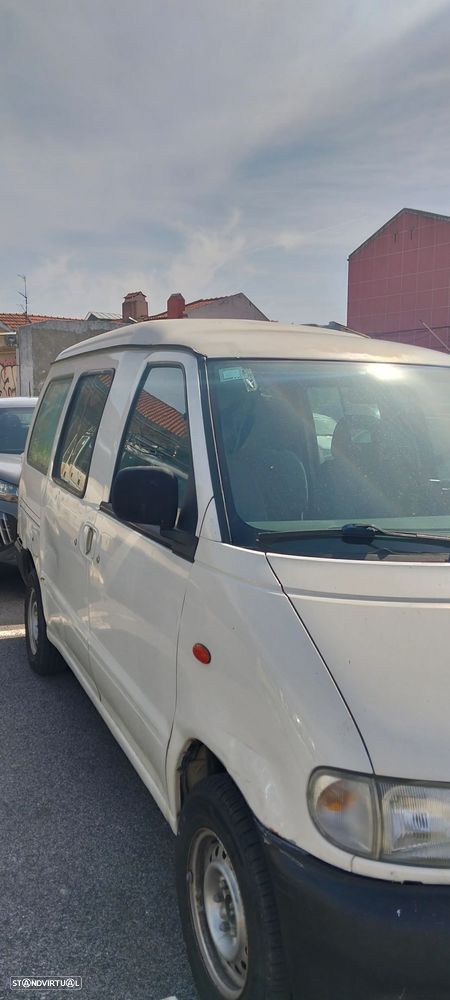 Nissan Vanette Cargo 2.3 D SLX - 11