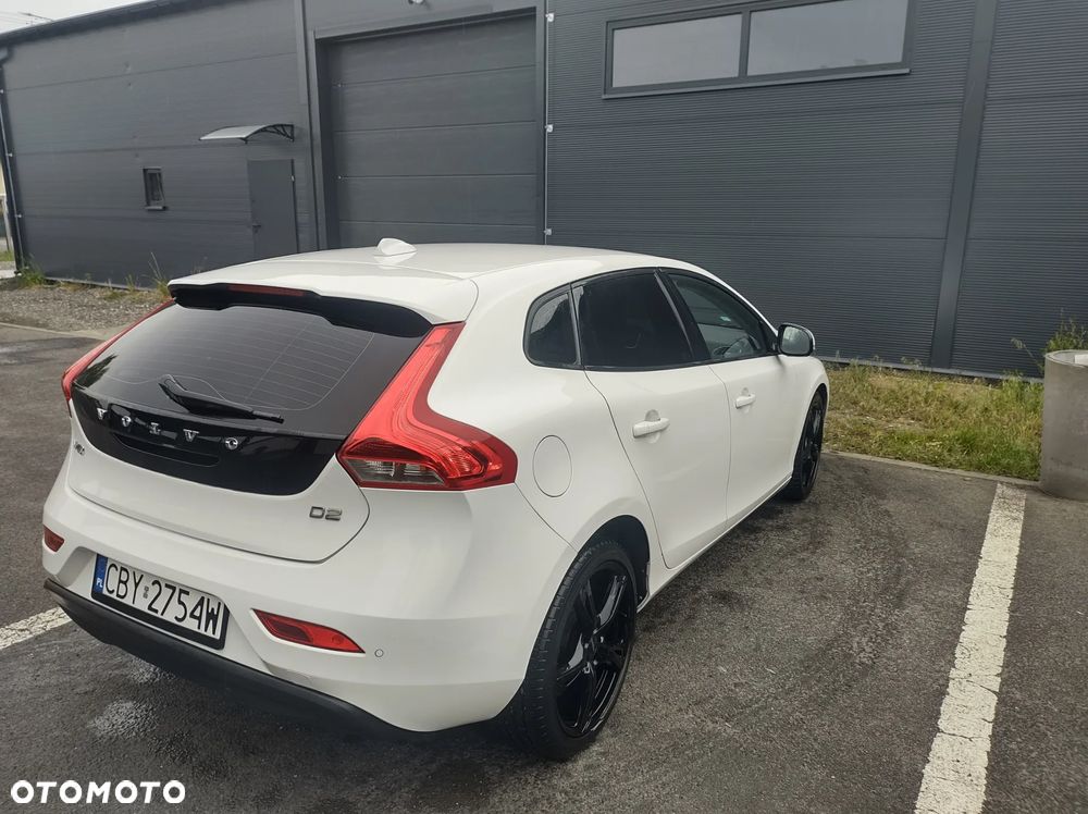 Volvo V40 D2 Drive-E Momentum - 5