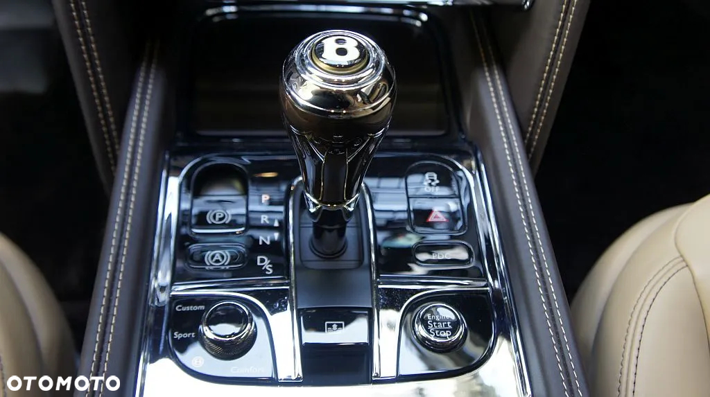 Bentley Mulsanne Extended Wheelbase - 38