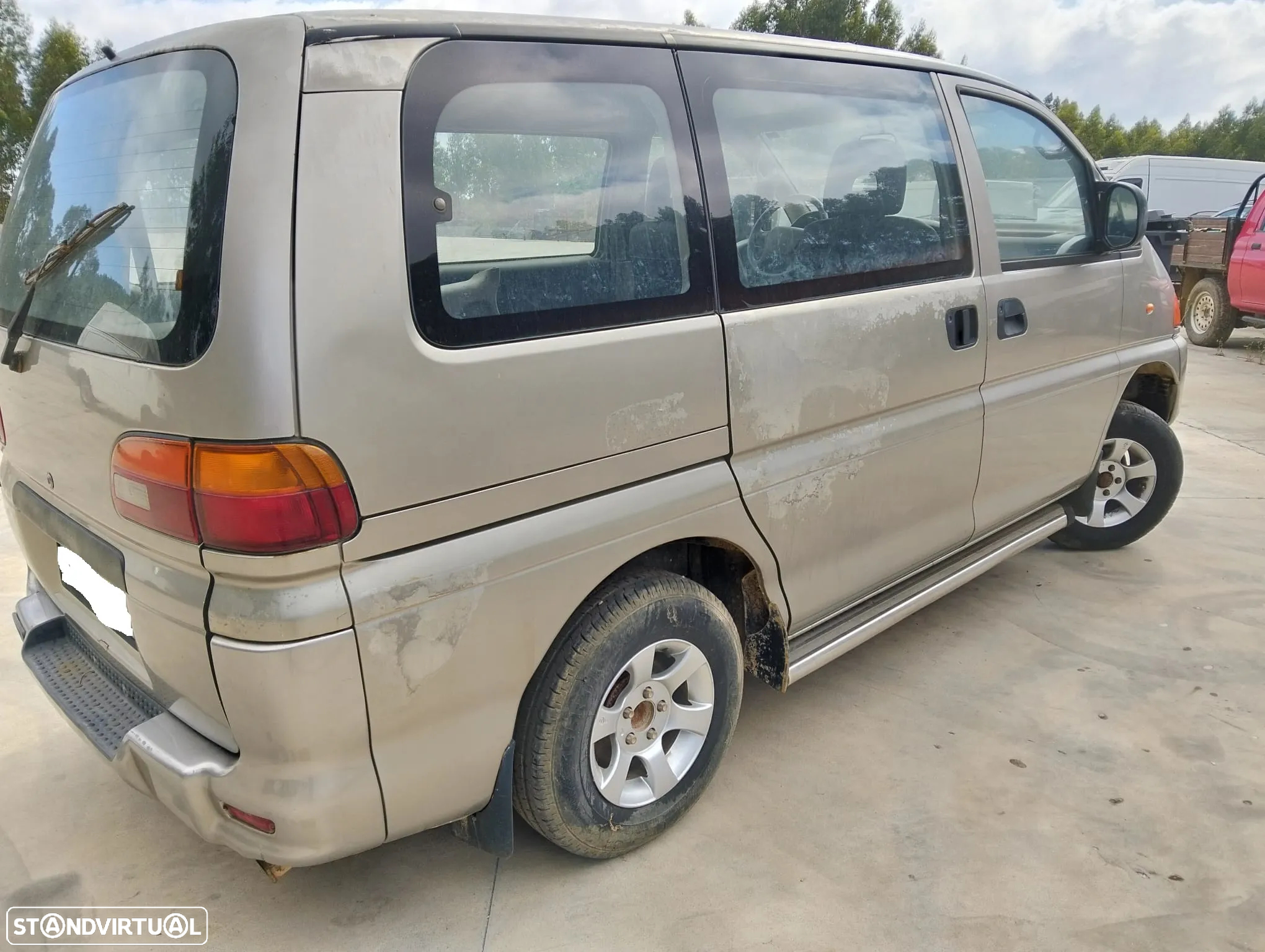 MITSUBISHI L400 ano1996 2.5 td - 3