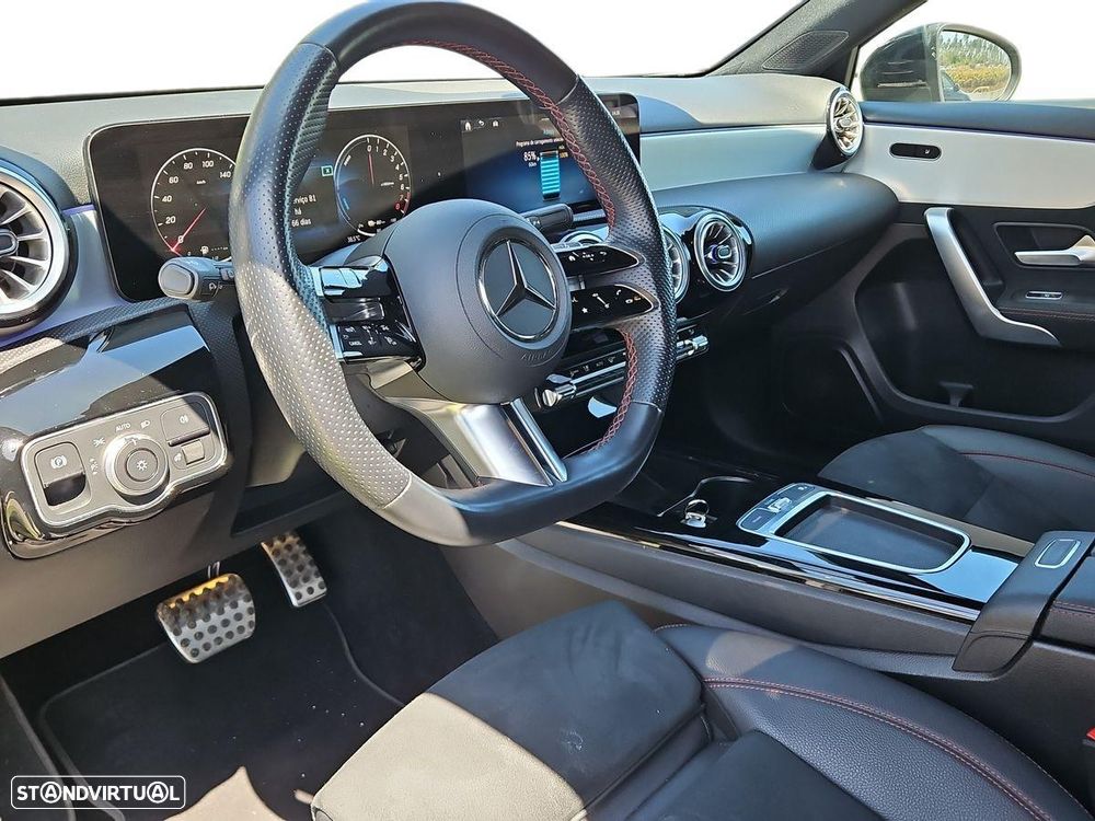 Mercedes-Benz A 250 e - 11