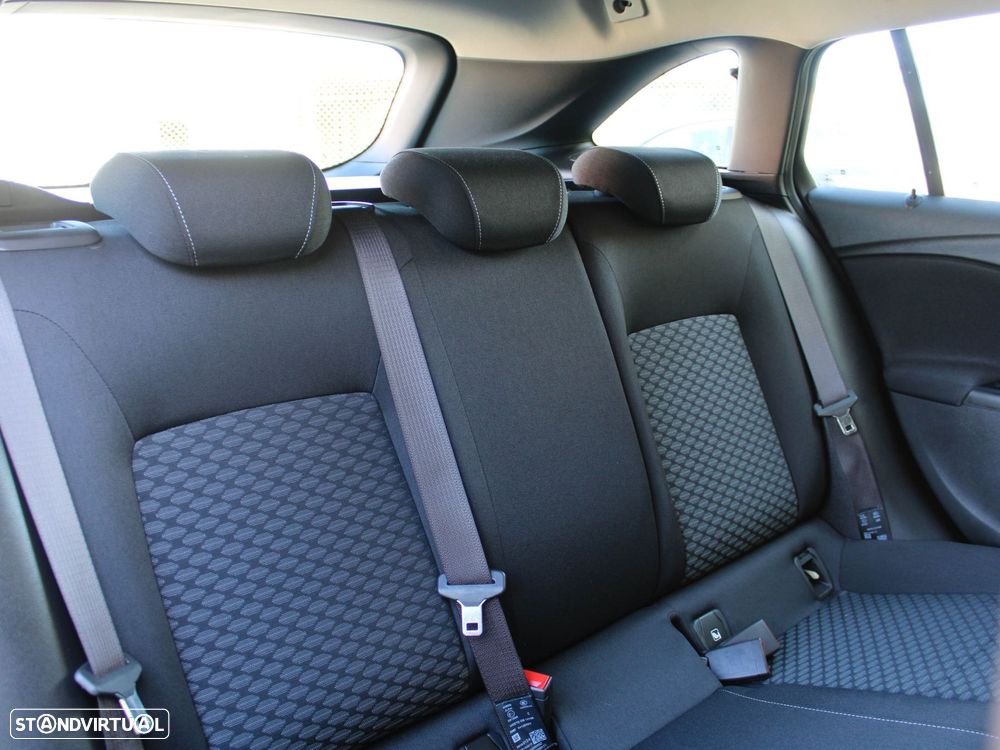 Opel Astra Sports Tourer 1.5 D Business Edition S/S - 45