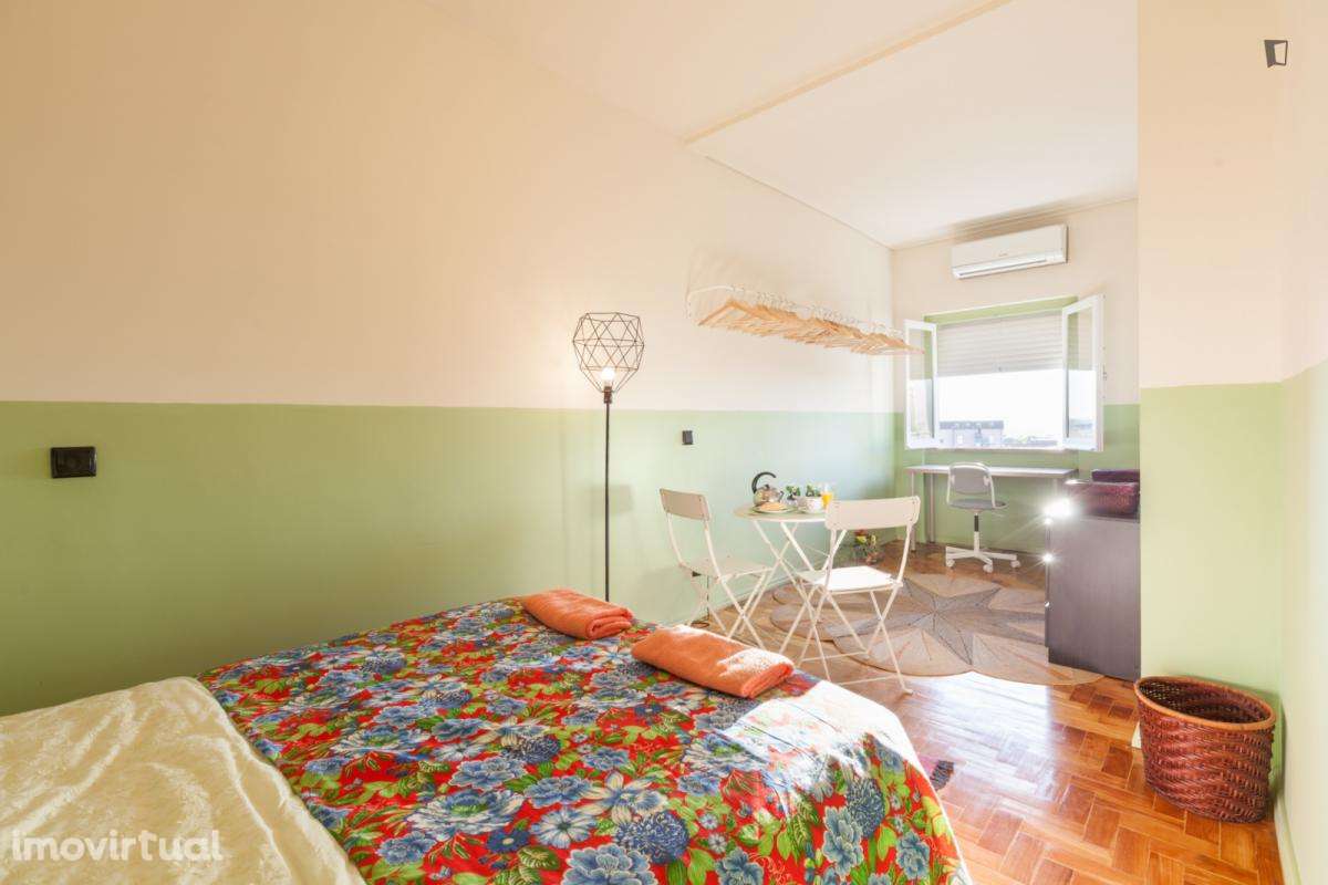 Quarto - localizado em Sé de Braga e São Lázaro Braga - Grande imagem: 2/16