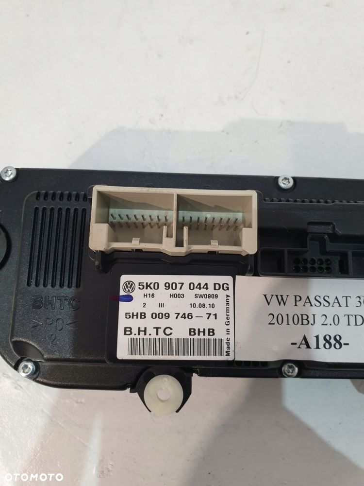 panel klimatyzacji nawiewu 5k0907044dg vw passat b7 2.0tdi 11r - 7