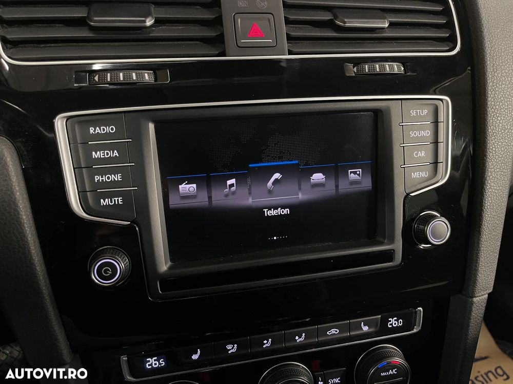 Volkswagen Golf 1.6 TDI DPF BMT Highline - 18