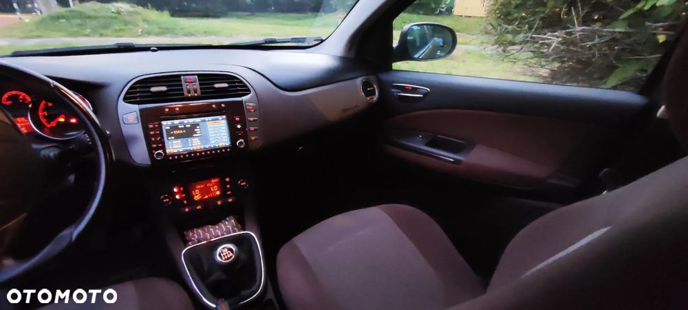 Fiat Bravo 1.9 Multijet 16V Emotion - 10
