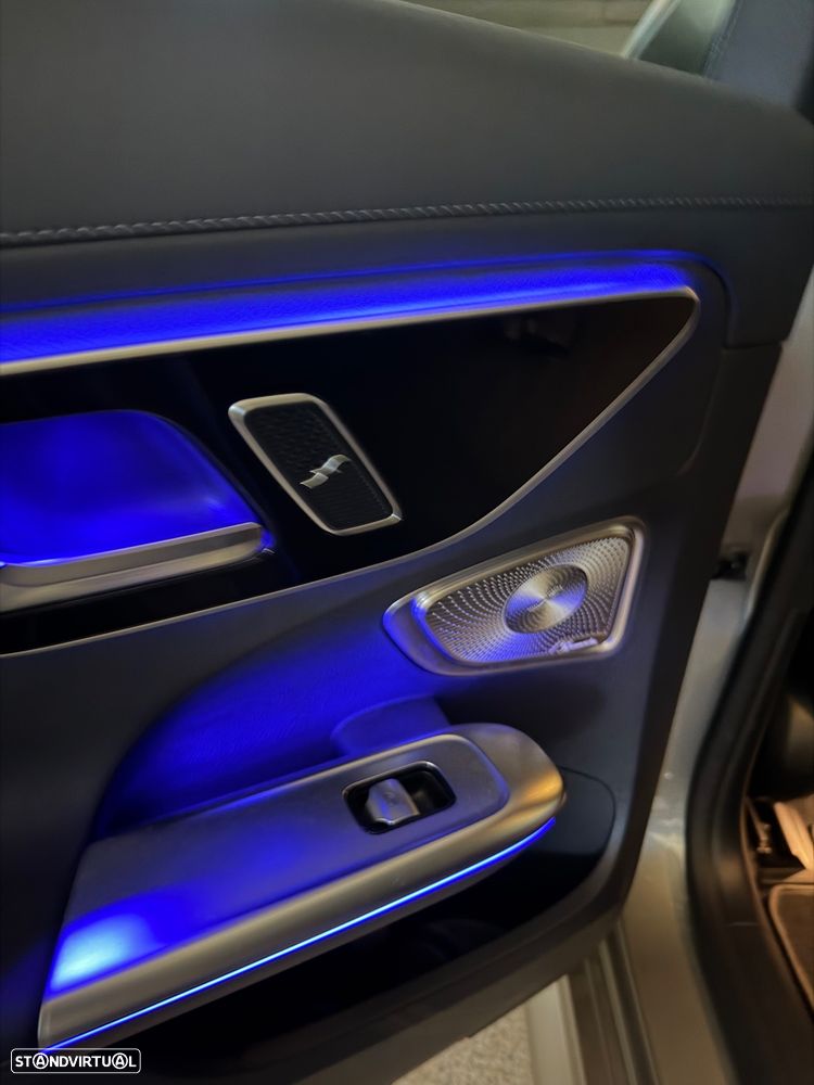 Mercedes-Benz C 300 e T 9G-TRONIC AMG Line - 27