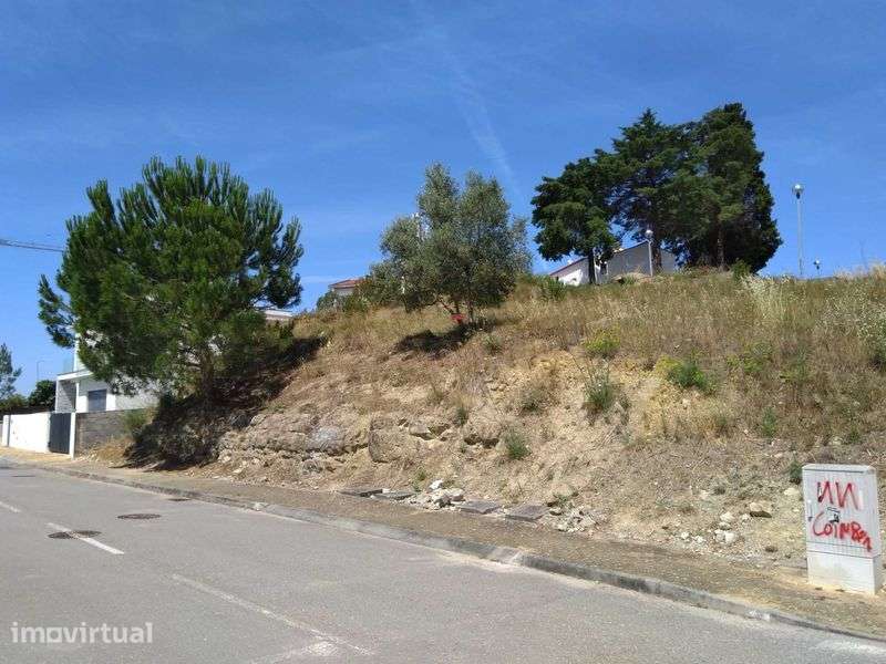 Terreno urbano em Coimbra. Lote para construção, 420m2 vende-se - Grande imagem: 4/7