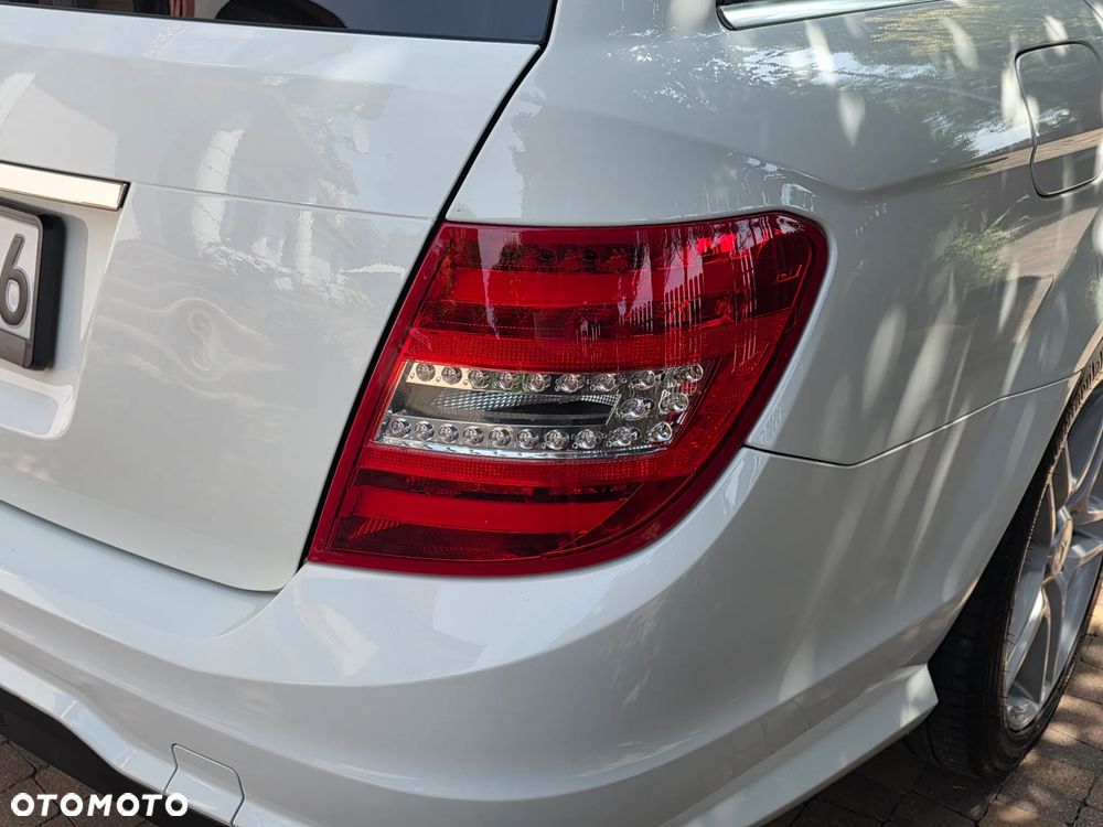 Mercedes-Benz Klasa C 180 BlueEFFICIENCY Avantgarde - 10