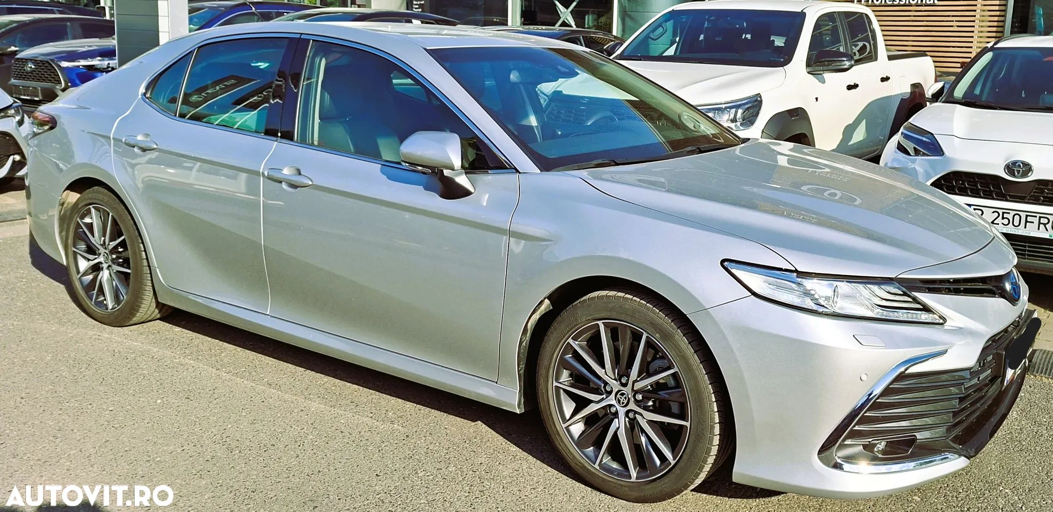 Toyota Camry - 1