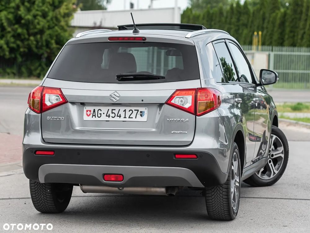 Suzuki Vitara 1.6 (4x4) Allgrip Comfort+ - 12