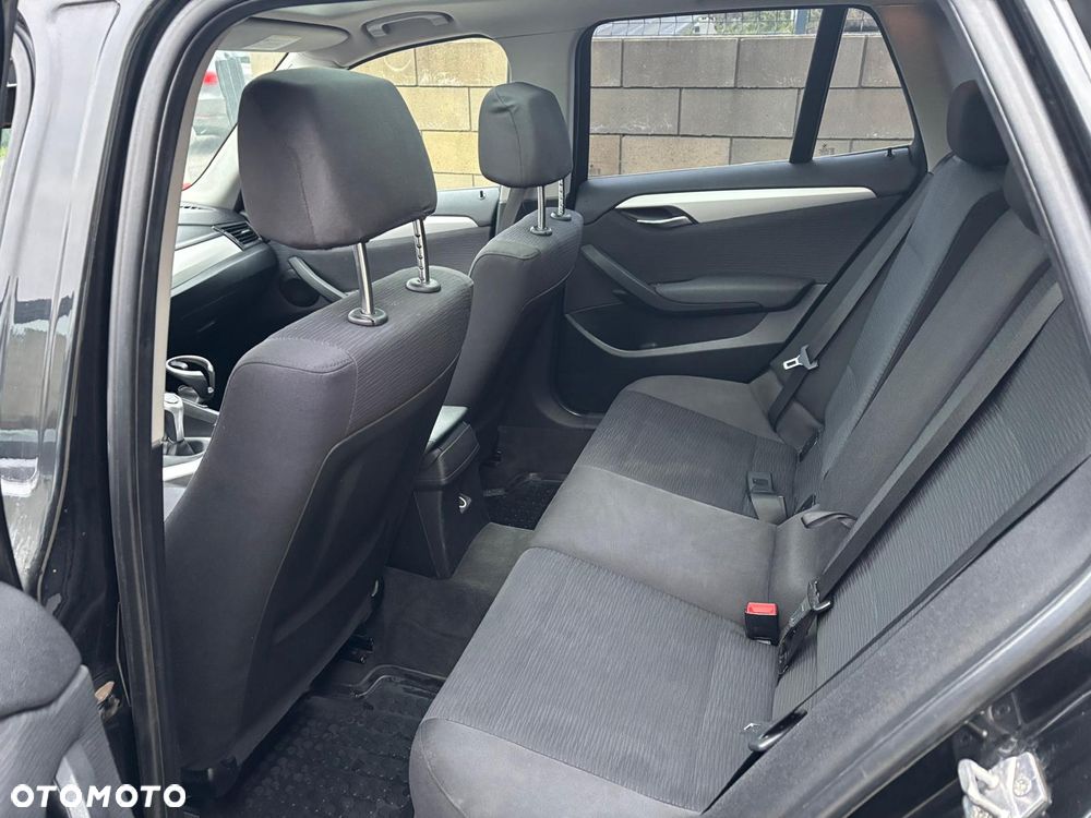 BMW X1 sDrive18d - 9