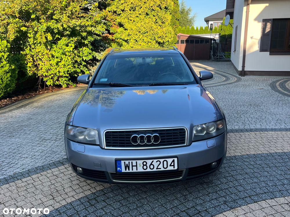 Audi A4 Avant - 16