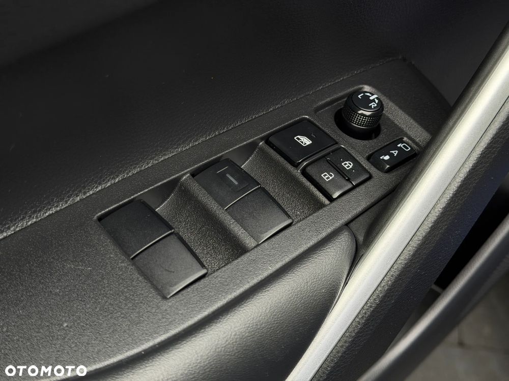 Toyota Corolla Cross 2.0 Hybrid Premiere Edition - 12