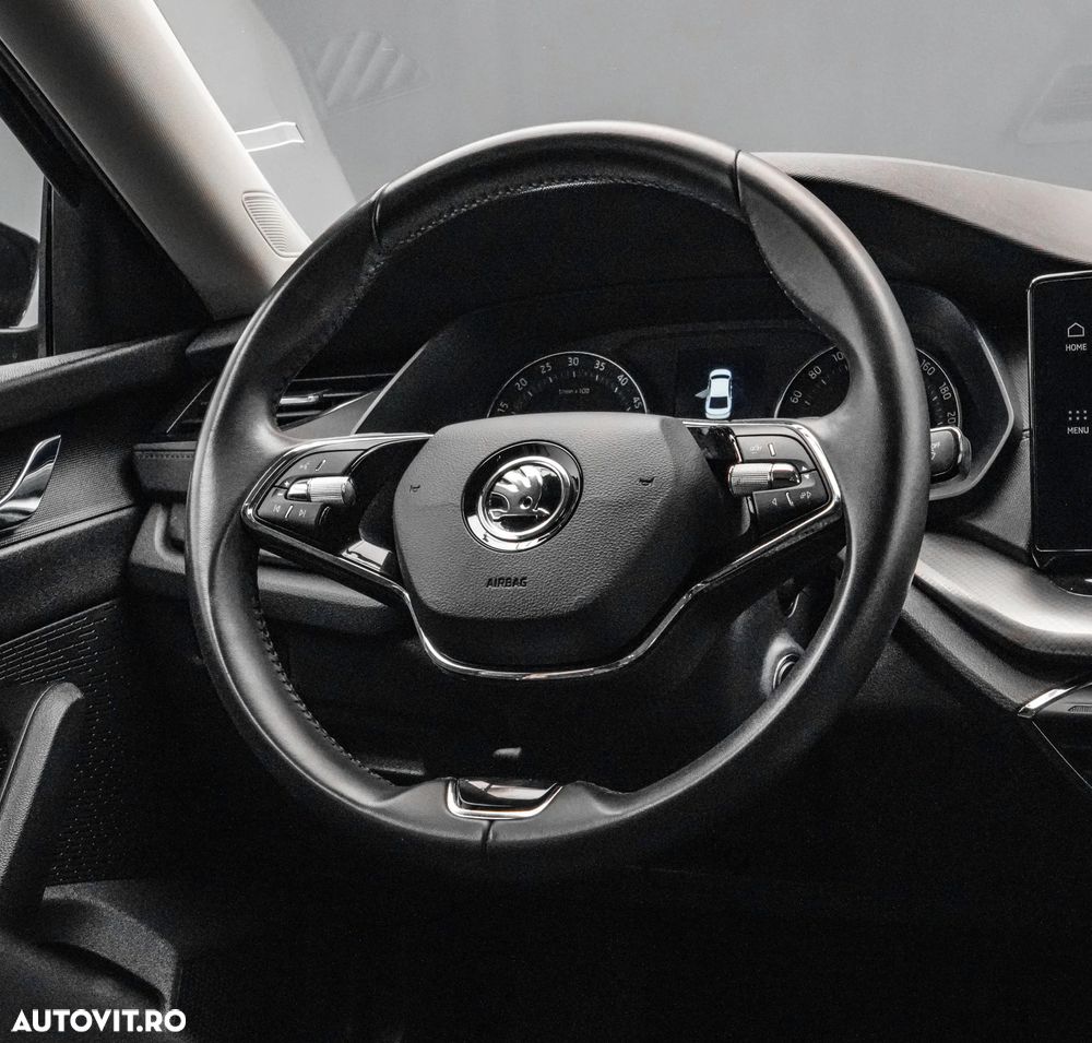 Skoda Octavia 2.0 TDI DSG Style - 17