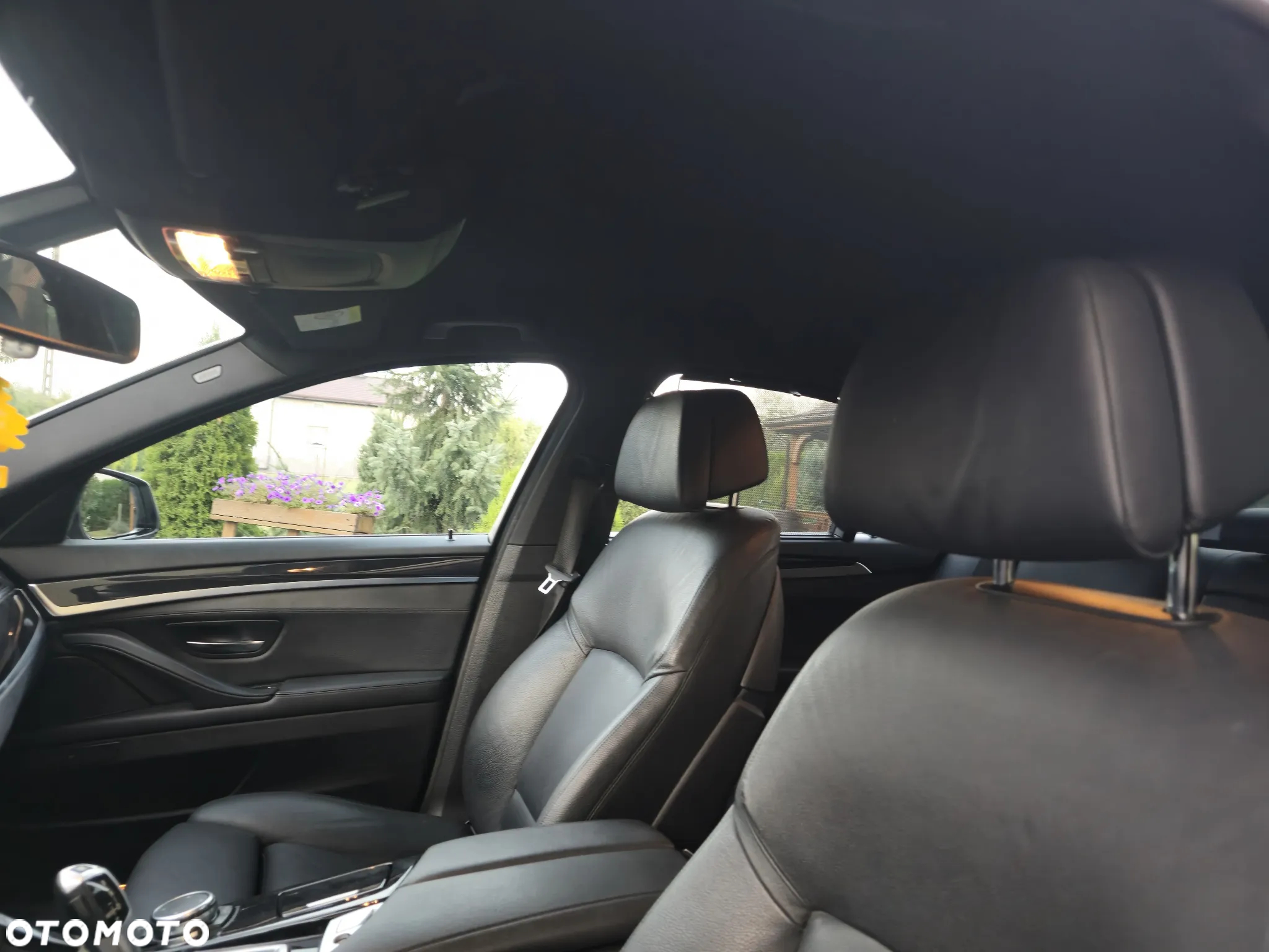 BMW Seria 5 525d xDrive - 4