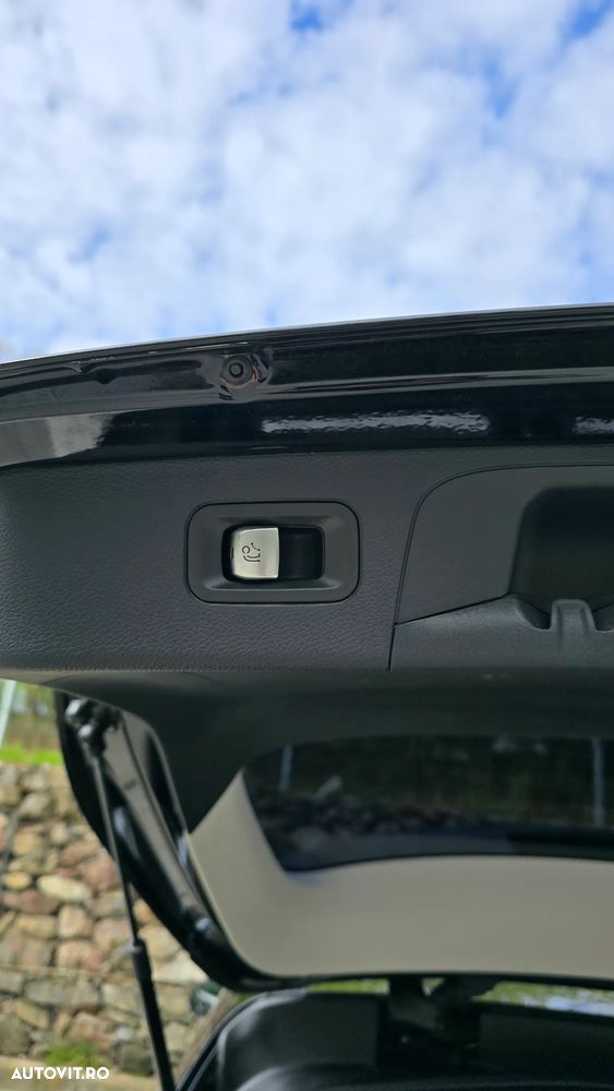 Mercedes-Benz GLC - 31