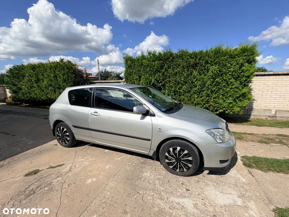 Toyota Corolla 1.4 VVT-i Base - 2