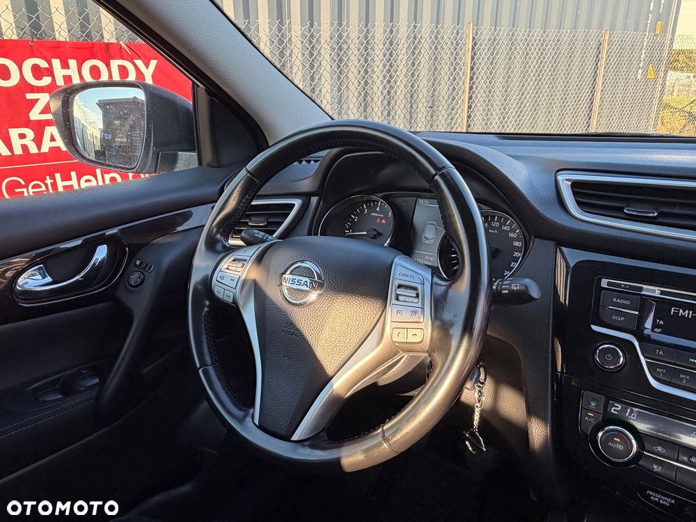 Nissan Qashqai 1.2 DIG-T Tekna EU6 - 14