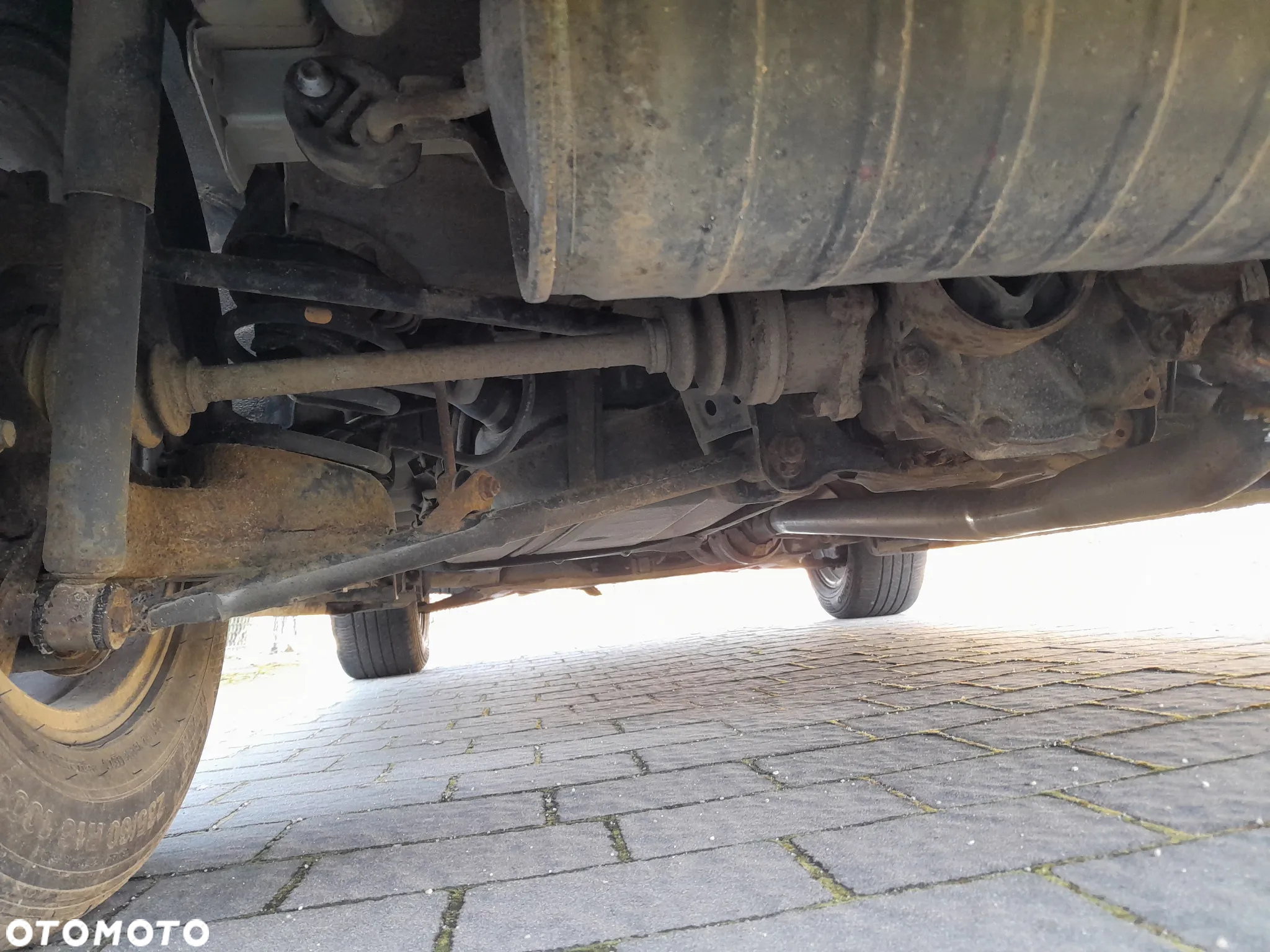 Toyota RAV4 2.0 D-4D 4x4 - 22