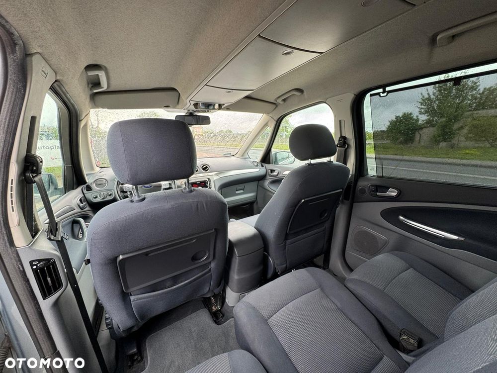 Ford Galaxy 2.0 TDCi Titanium - 18