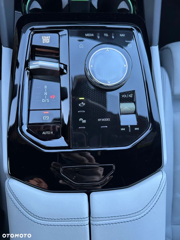 BMW Seria 5 530e xDrive PHEV M Sport Edition - 20