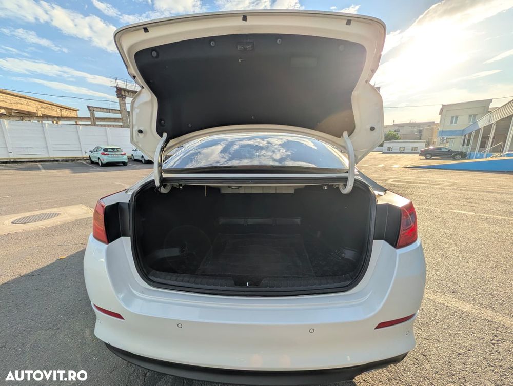 Kia Optima - 19