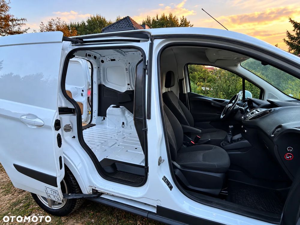 Ford Transit Courier Trend - 11