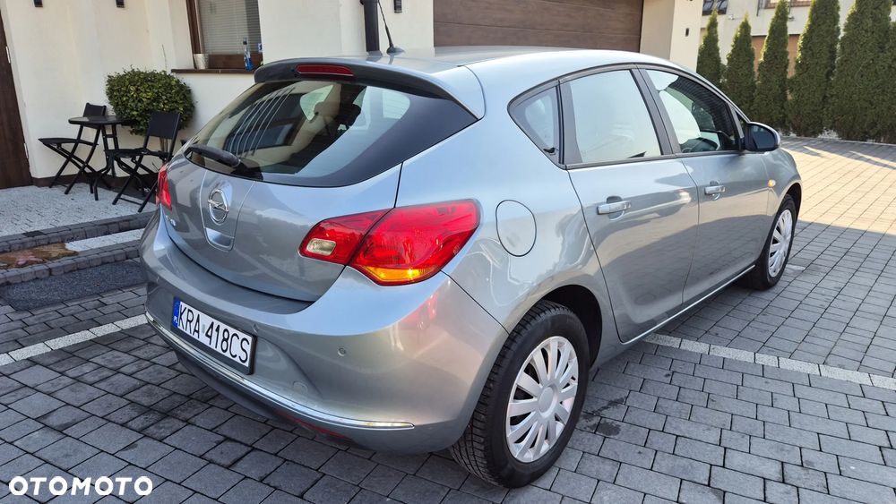 Opel Astra 1.4 T Enjoy - 4