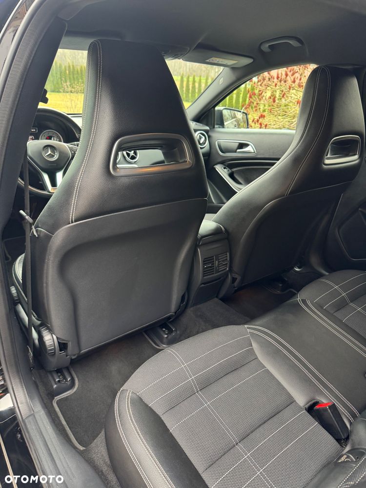 Mercedes-Benz Klasa A 180 (BlueEFFICIENCY) 7G-DCT Urban - 22