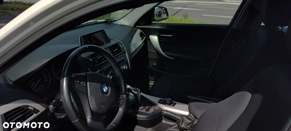 BMW Seria 1 114i - 9
