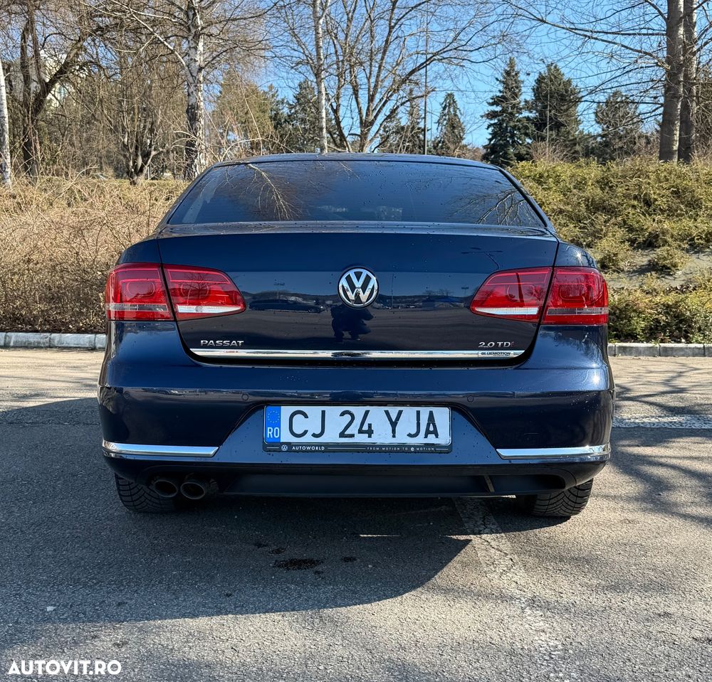Volkswagen Passat 2.0 TDI BlueMotion Technology Comfortline - 4