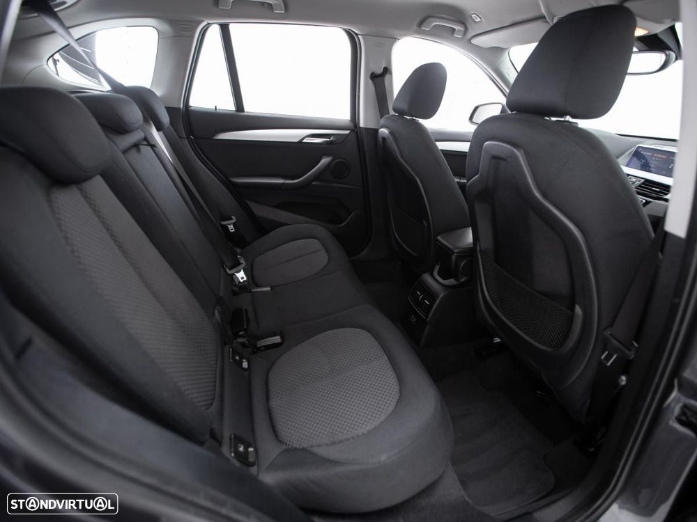 BMW X1 16 d sDrive Auto - 12