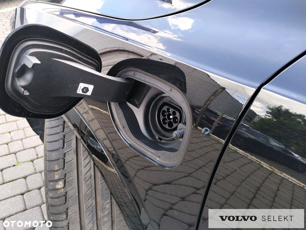 Volvo XC 90 - 9