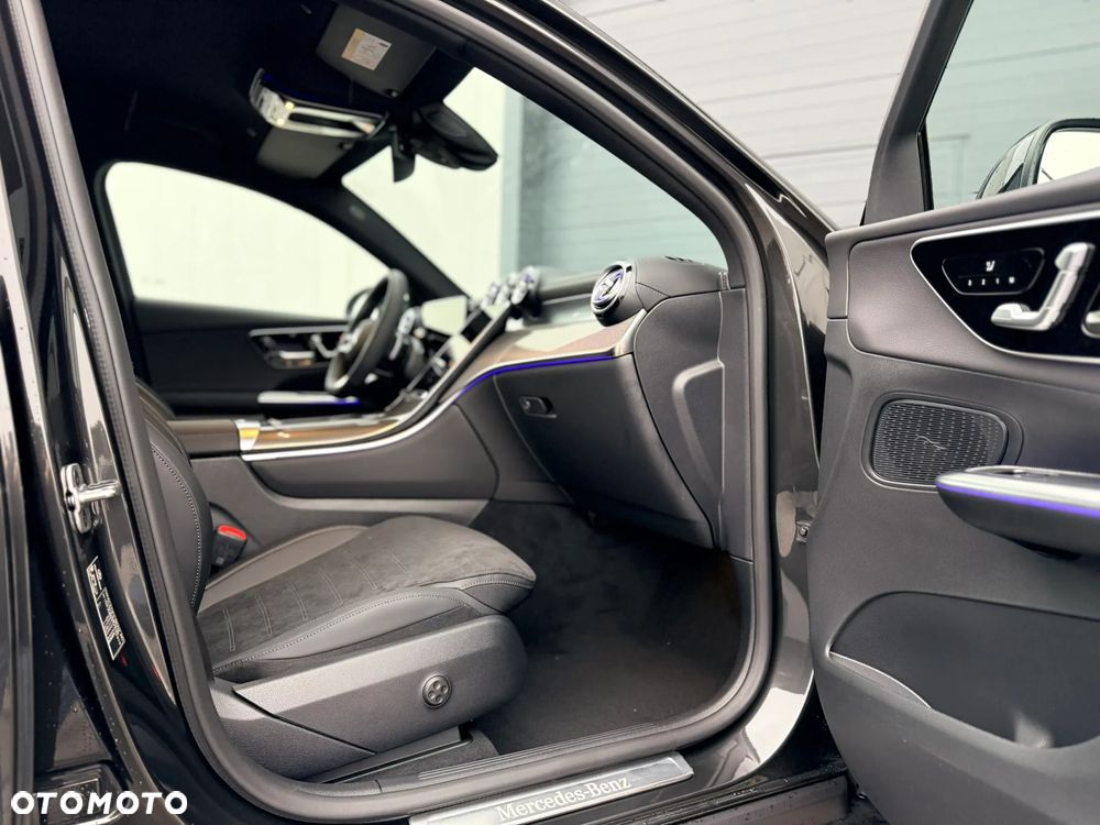 Mercedes-Benz GLC - 18