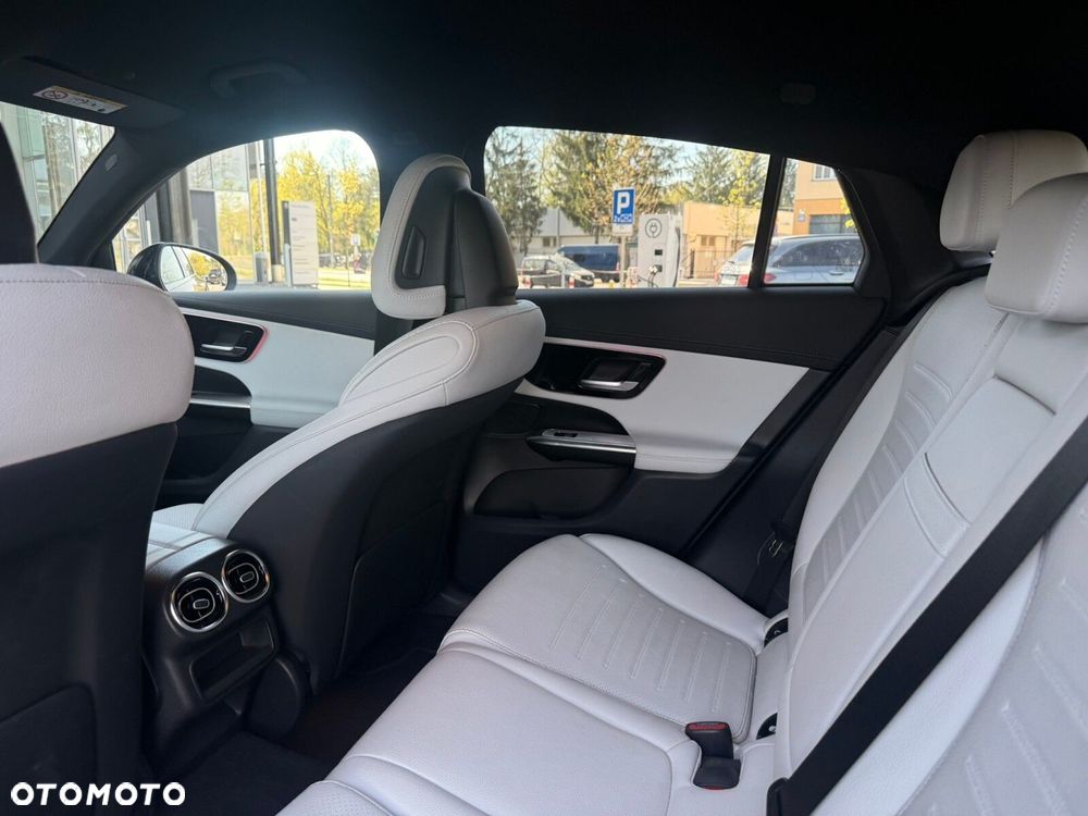 Mercedes-Benz GLC 200 mHEV 4-Matic AMG Line - 16