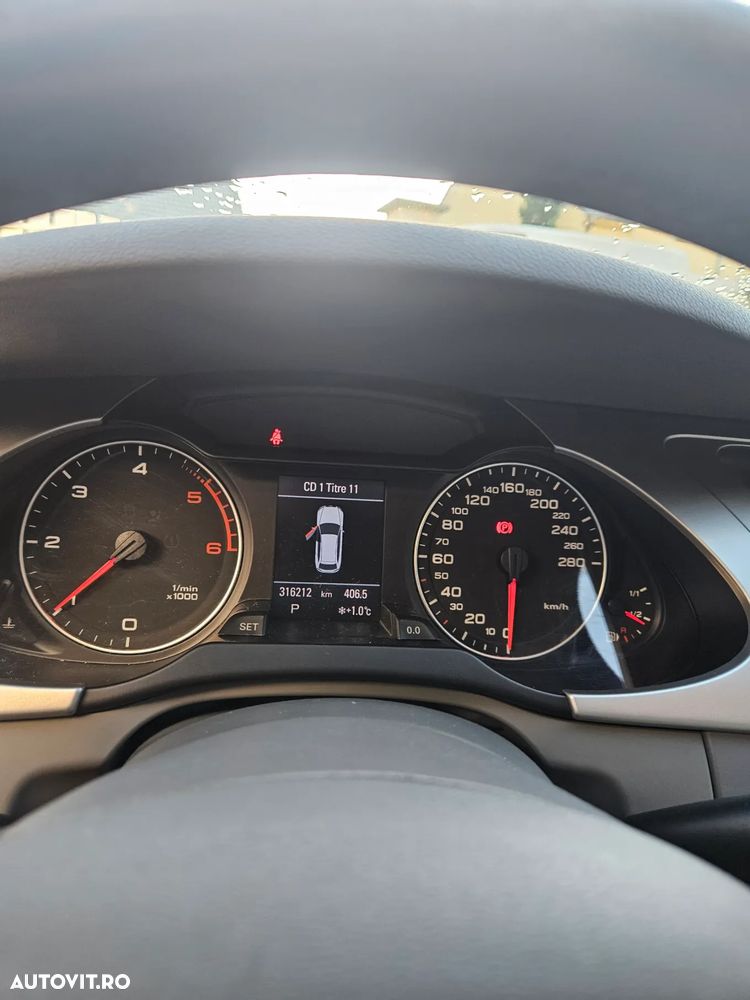 Audi A4 2.0 TDI Multitronic Avant - 30