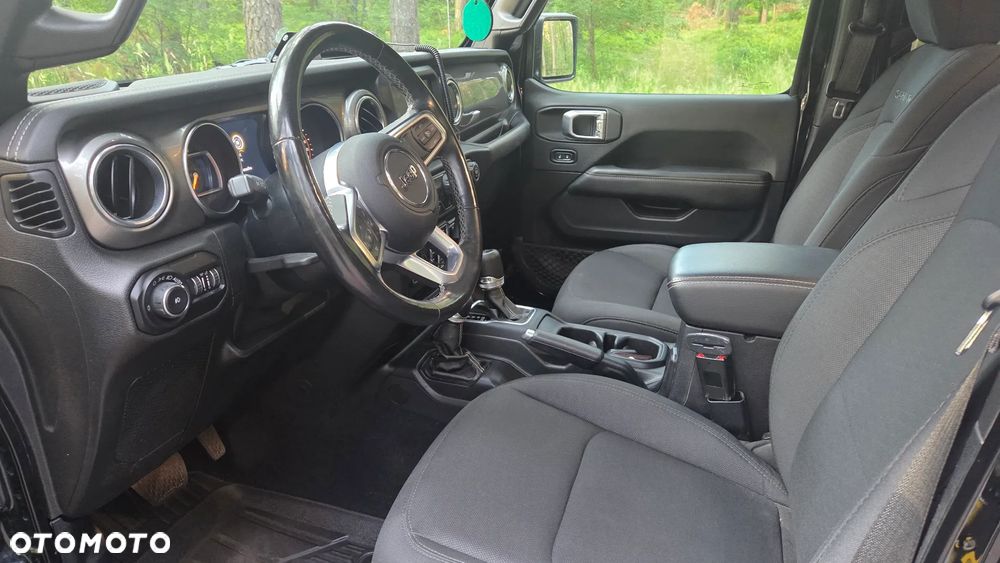Jeep Wrangler 3.6 Unlim Sahara - 5