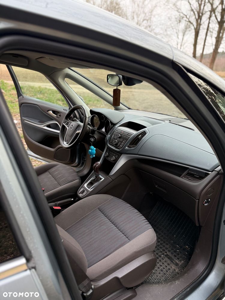 Opel Zafira 2.0 CDTI Cosmo - 8