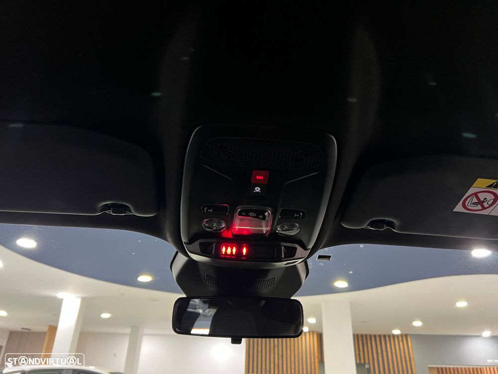 Peugeot 2008 1.2 PureTech Style - 20