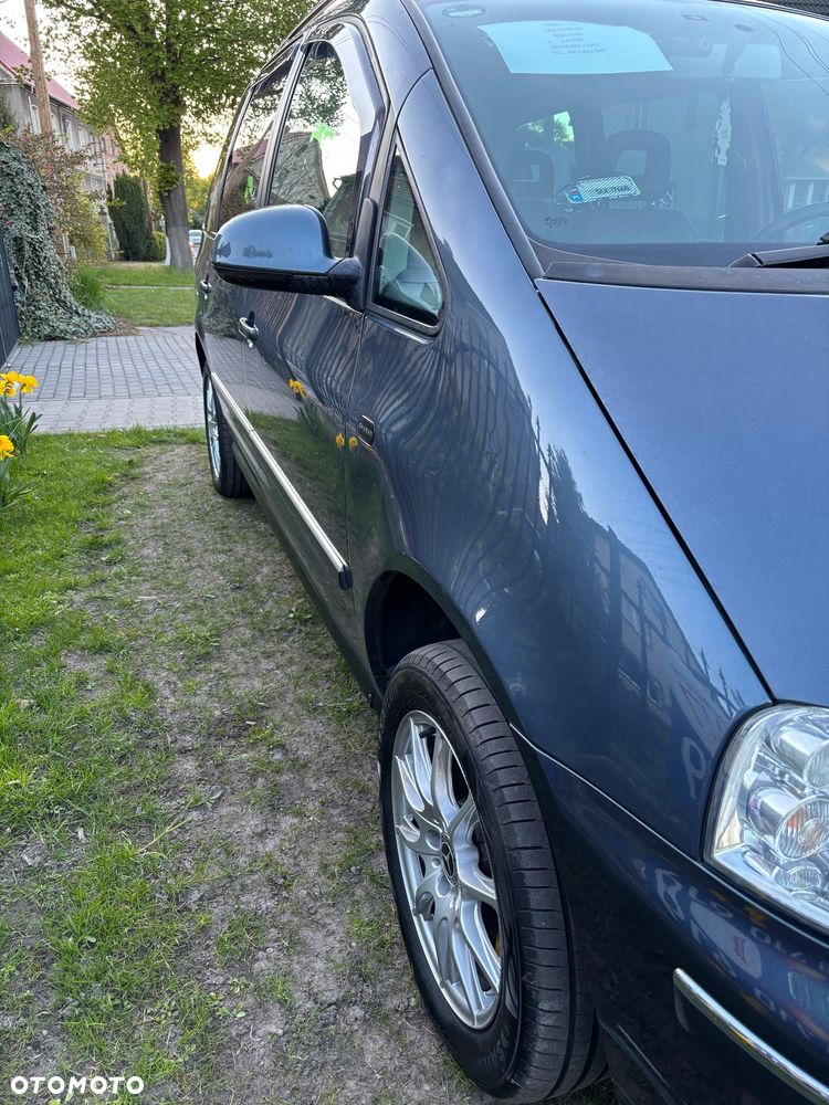 Volkswagen Sharan 2.8 V6 Highline - 3