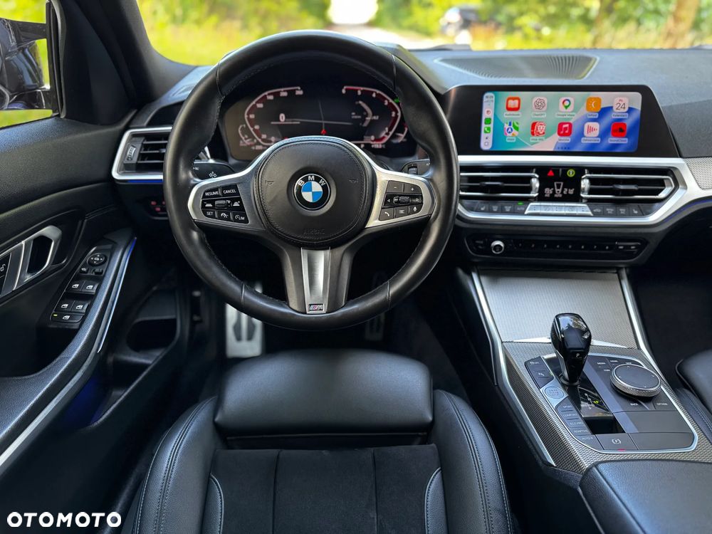 BMW Seria 3 318d M Sport - 8