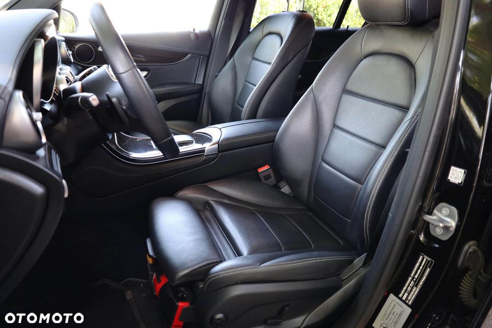 Mercedes-Benz GLC 200 4-Matic - 35