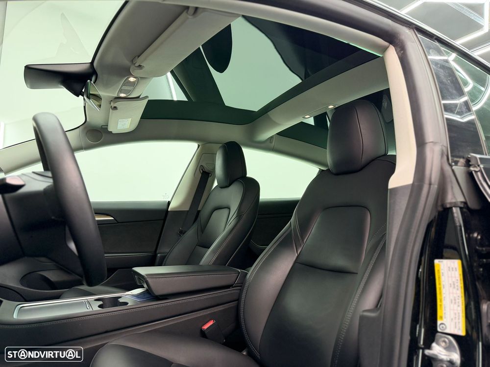 Tesla Model 3 Standard RWD Plus - 20