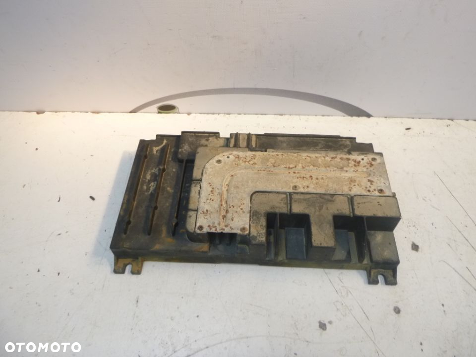 Wzmacniacz Bang Olufsen AUDI A3 S3 RS3 8V0035465C - 2