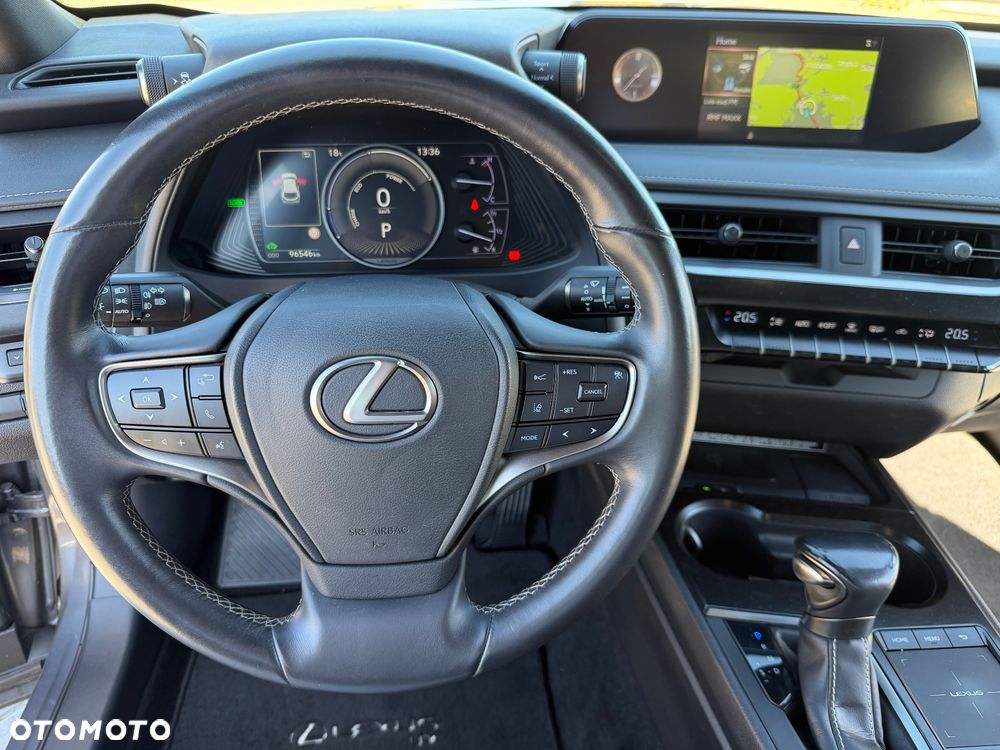 Lexus UX 250h GPF Business Edition AWD - 19